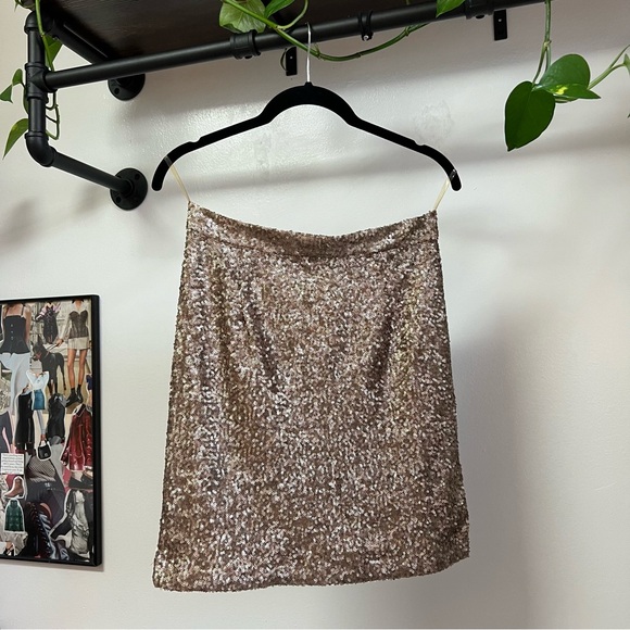 NWT Mustard Seed Gold Sequin Sparkly Mini Pencil Skirt Size Medium - Picture 1 of 7
